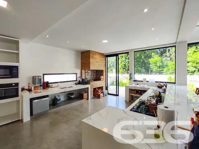 Casa / Sobrado para Venda em São Francisco do Sul/SC Iperoba 3 Quartos
