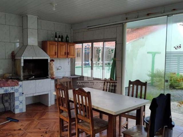 Casa / Sobrado para Venda em São Francisco do Sul/SC Praia do Ervino 4 Quartos
