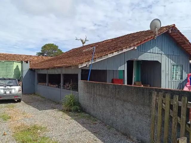 Casa / Sobrado para Venda em São Francisco do Sul/SC Praia do Ervino 6 Quartos