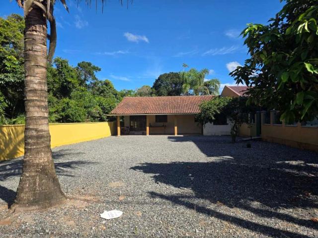 Casa / Sobrado para Venda em São Francisco do Sul/SC Praia do Ervino 3 Quartos