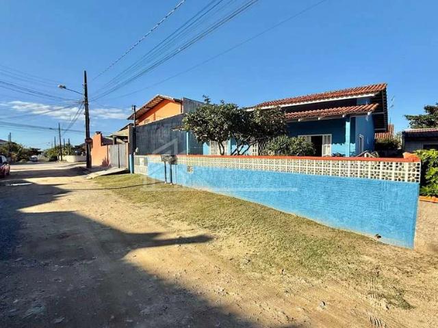 Casa / Sobrado para Venda em São Francisco do Sul/SC Praia Grande 3 Quartos