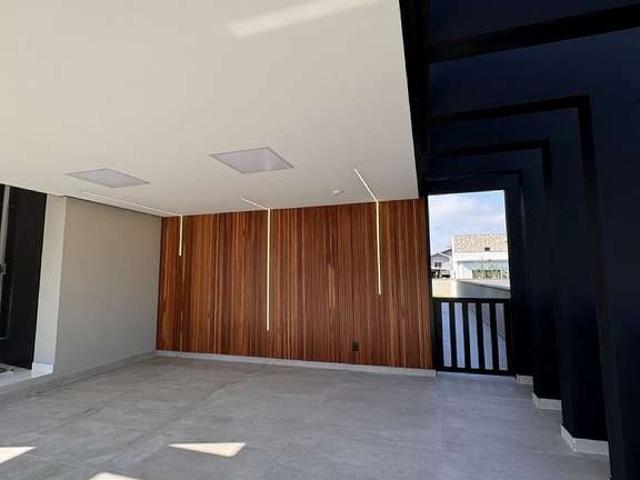 Casa / Sobrado para Venda em São Francisco do Sul/SC Reta 3 Quartos