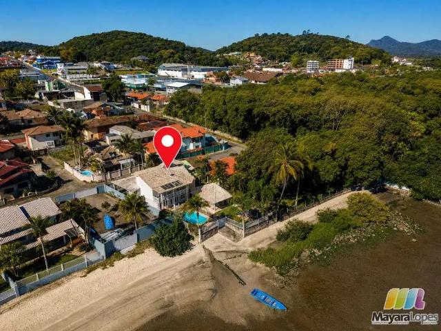 Casa / Sobrado para Venda em São Francisco do Sul/SC Rocio Grande 3 Quartos