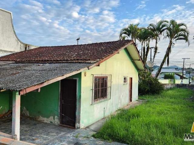 Casa / Sobrado para Venda em São Francisco do Sul/SC Rocio Pequeno 3 Quartos