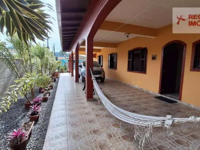 Casa / Sobrado para Venda em São Francisco do Sul/SC Rocio Pequeno 4 Quartos