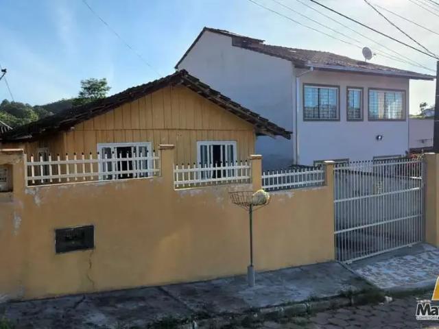 Casa / Sobrado para Venda em São Francisco do Sul/SC São José do Acaraí 4 Quartos