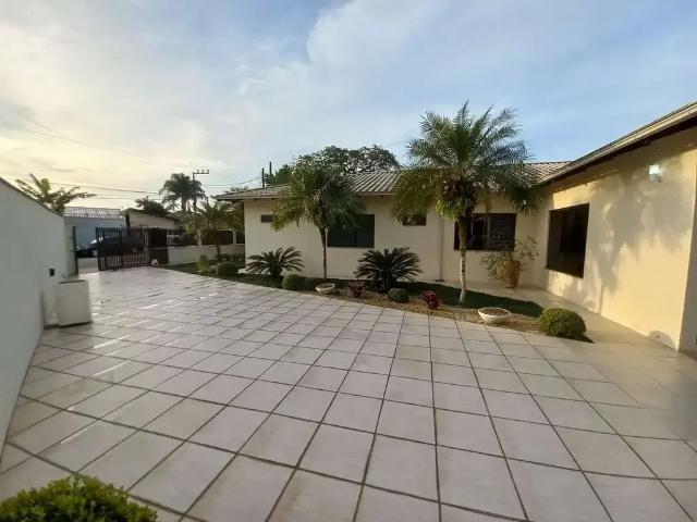 Casa / Sobrado para Venda em São Francisco do Sul/SC São José do Acaraí 5 Quartos