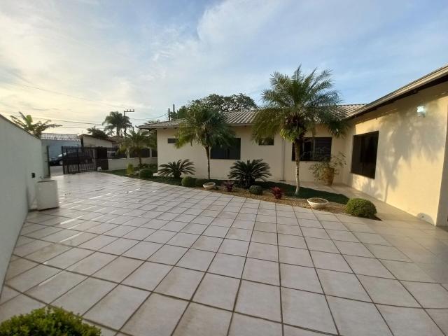 Casa / Sobrado para Venda em São Francisco do Sul/SC São José do Acaraí 5 Quartos