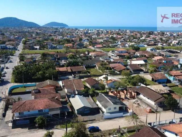 Casa / Sobrado para Venda em São Francisco do Sul/SC Ubatuba 3 Quartos
