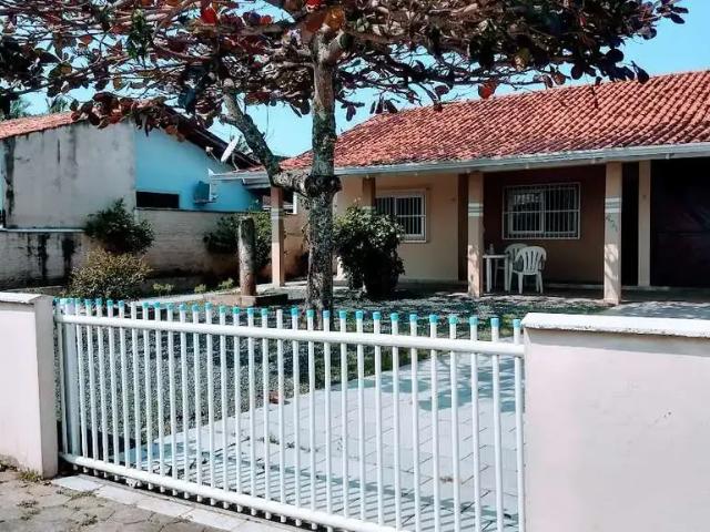 Casa / Sobrado para Venda em São Francisco do Sul/SC Ubatuba 3 Quartos