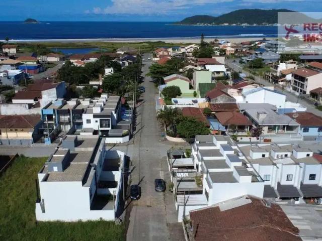 Casa / Sobrado para Venda em São Francisco do Sul/SC Ubatuba 3 Quartos