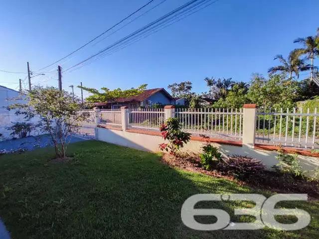 Casa / Sobrado para Venda em São Francisco do Sul/SC Ubatuba 3 Quartos