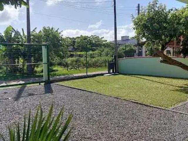 Casa / Sobrado para Venda em São Francisco do Sul/SC Ubatuba 4 Quartos