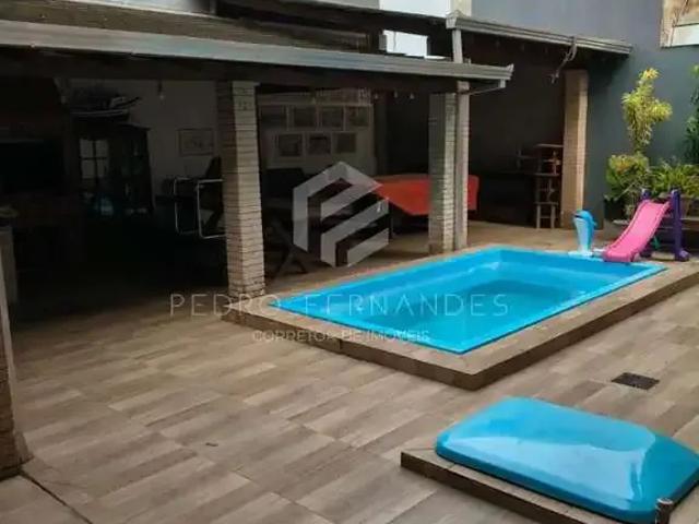 Casa / Sobrado para Venda em São Francisco do Sul/SC Ubatuba 4 Quartos