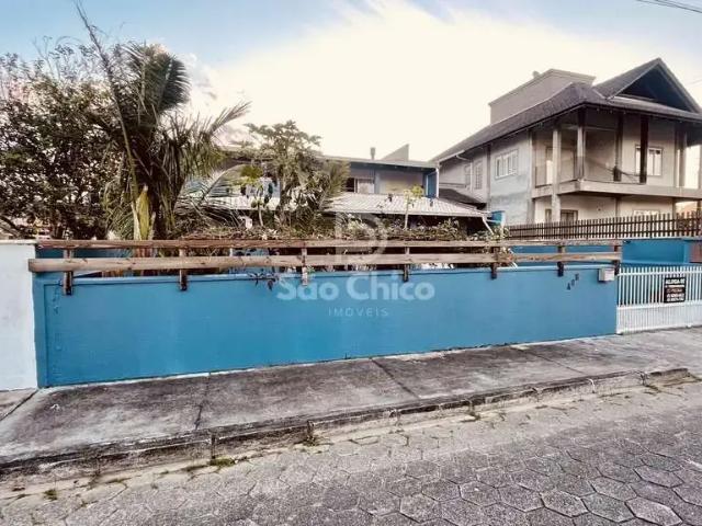 Casa / Sobrado para Venda em São Francisco do Sul/SC Ubatuba 5 Quartos