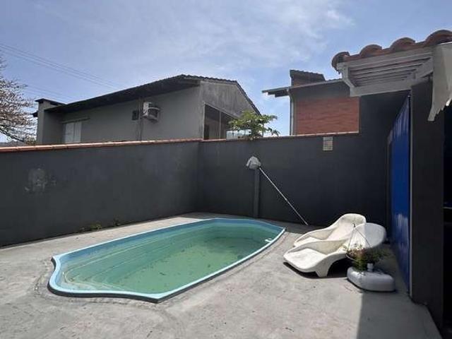 Casa / Sobrado para Venda em São Francisco do Sul/SC Ubatuba 5 Quartos