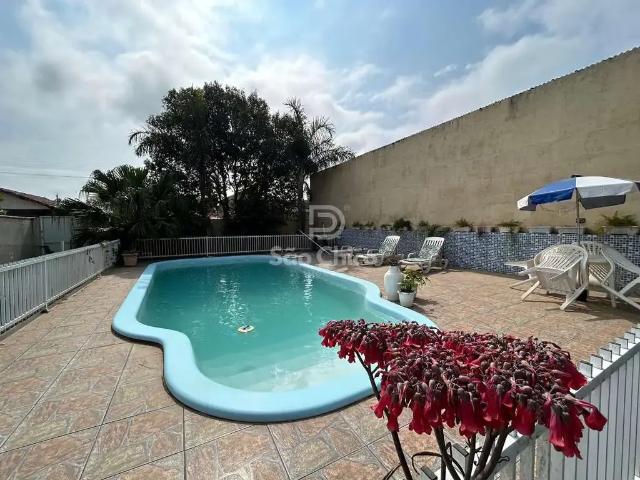 Casa / Sobrado para Venda em São Francisco do Sul/SC Ubatuba 6 Quartos