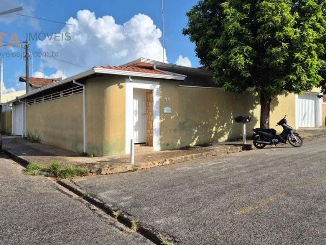 Casa / Sobrado para Venda em São João da Boa Vista/SP Vila Brasil 2 Quartos