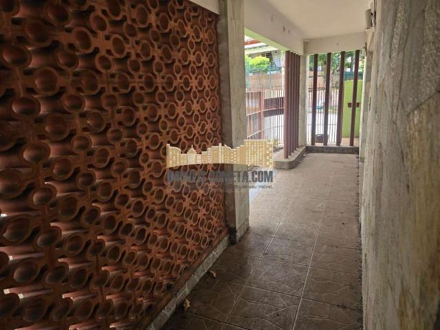 Casa / Sobrado para Venda em São João da Boa Vista/SP Centro 3 Quartos