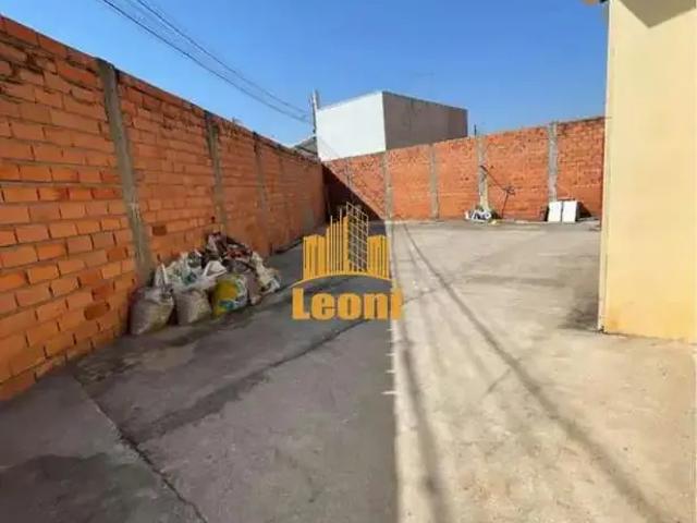 Casa / Sobrado para Venda em São João da Boa Vista/SP Jardim das Tulipas 2 Quartos