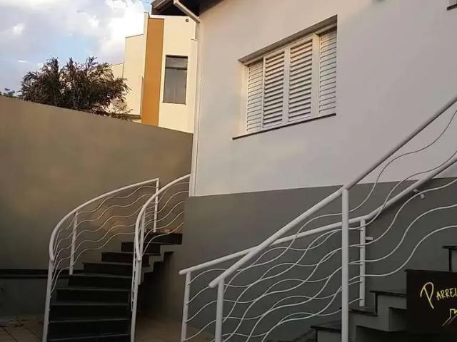 Casa / Sobrado para Venda em São João da Boa Vista/SP Jardim Satélite 4 Quartos