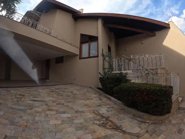 Casa / Sobrado para Venda em São João da Boa Vista/SP Jardim Santa Clara 3 Quartos
