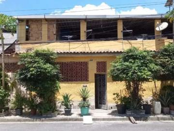 Casa / Sobrado para Venda em São João de Meriti/RJ Grande Rio 2 Quartos
