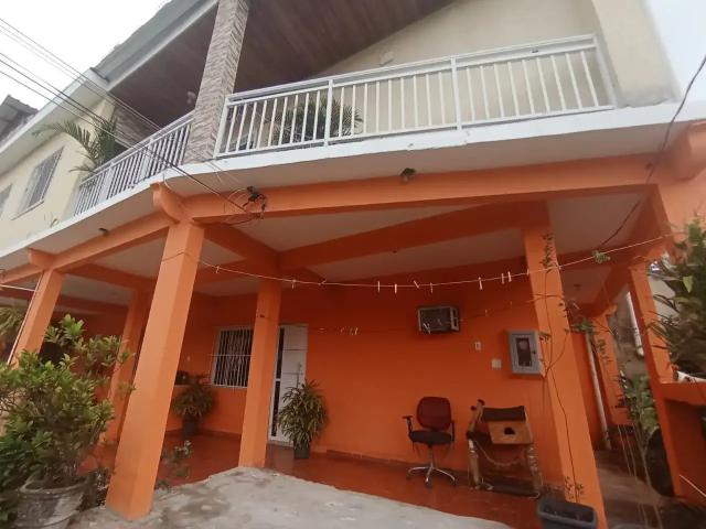 Casa / Sobrado para Venda em São João de Meriti/RJ Jardim Alegria 4 Quartos