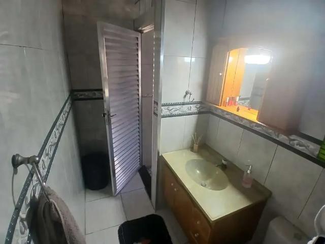 Casa / Sobrado para Venda em São João de Meriti/RJ Jardim Meriti 4 Quartos