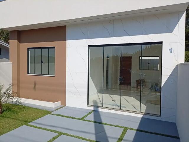 Casa / Sobrado para Venda em São João do Itaperiú/SC Centro 2 Quartos