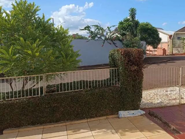 Casa / Sobrado para Venda em São João do Ivaí/PR Centro 3 Quartos