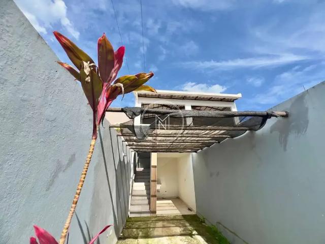 Casa / Sobrado para Venda em São Joaquim de Bicas/MG Pedra Branca 2 Quartos