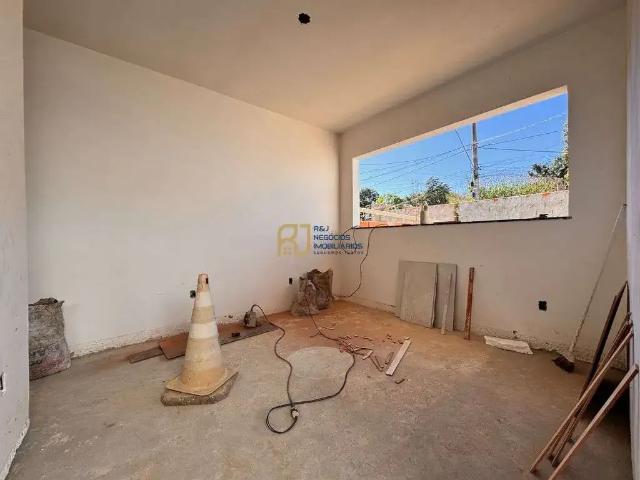 Casa / Sobrado para Venda em São José da Lapa/MG Cachoeira 3 Quartos