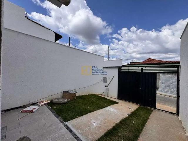 Casa / Sobrado para Venda em São José da Lapa/MG Dom Pedro 2 Quartos