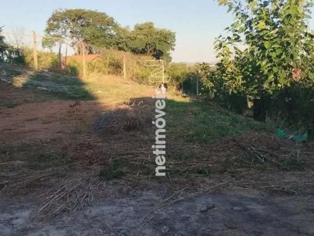 Casa / Sobrado para Venda em São José da Lapa/MG Inácia De Carvalho 2 Quartos