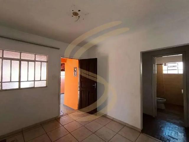 Casa / Sobrado para Venda em São José do Rio Pardo/SP Vila Brasil 4 Quartos