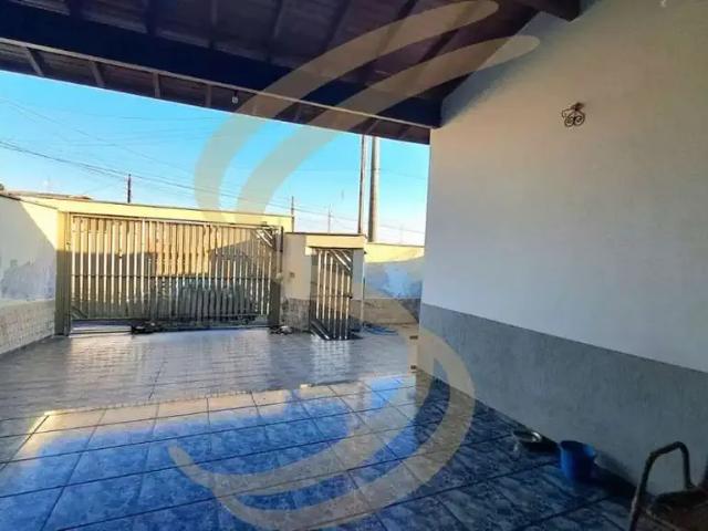 Casa / Sobrado para Venda em São José do Rio Pardo/SP Vila Brasil 3 Quartos