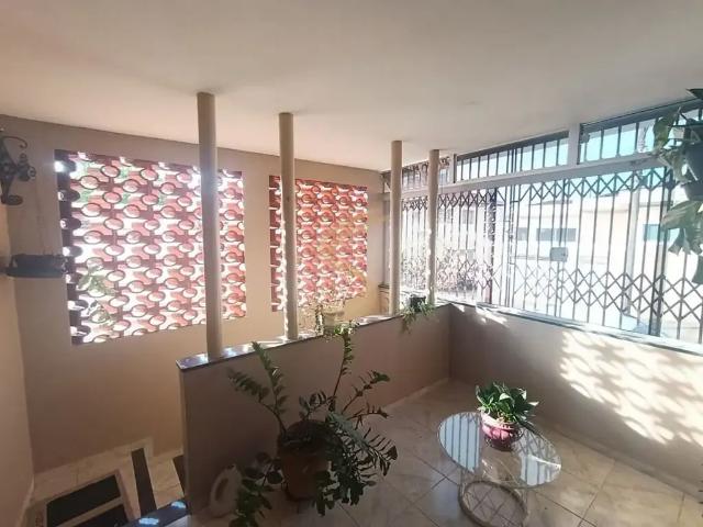 Casa / Sobrado para Venda em São José do Rio Pardo/SP Vila Pereira 3 Quartos