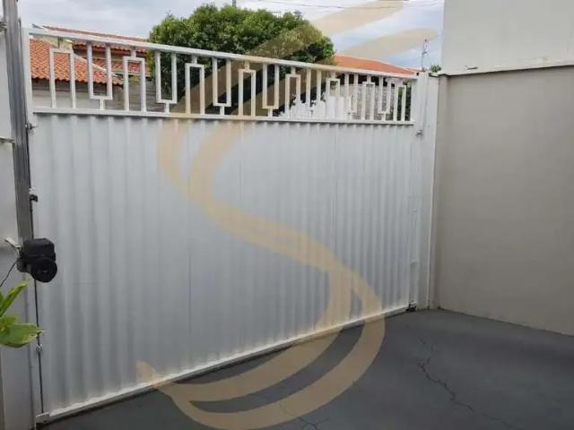 Casa / Sobrado para Venda em São José do Rio Pardo/SP Buenos Aires 3 Quartos
