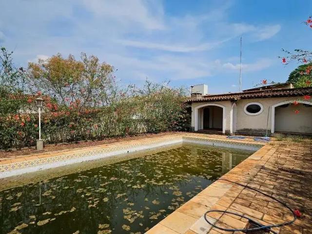 Casa / Sobrado para Venda em São José do Rio Pardo/SP Centro 4 Quartos