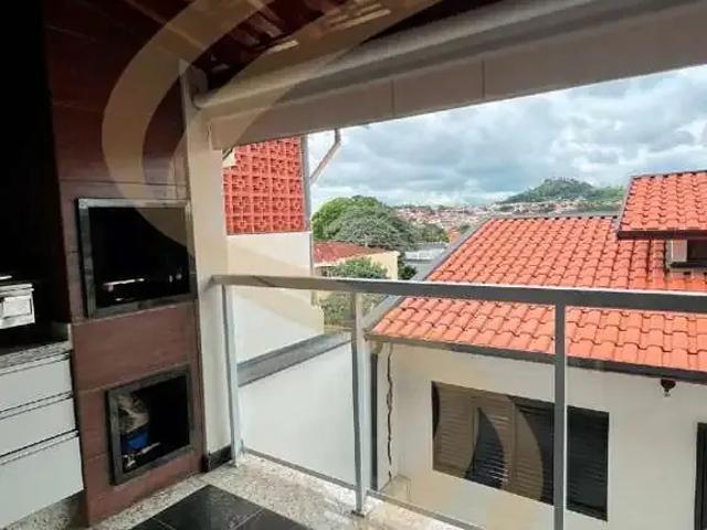 Casa / Sobrado para Venda em São José do Rio Pardo/SP Centro 6 Quartos