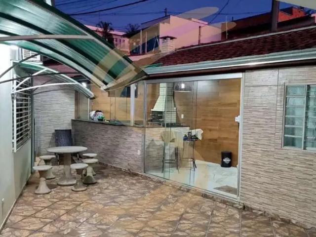 Casa / Sobrado para Venda em São José do Rio Pardo/SP Jardim Eunice 4 Quartos