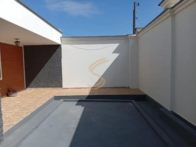 Casa / Sobrado para Venda em São José do Rio Pardo/SP Jardim Santa Tereza 5 Quartos