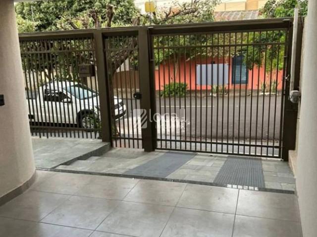 Casa / Sobrado para Venda em São José do Rio Preto/SP Vila Ercília 4 Quartos