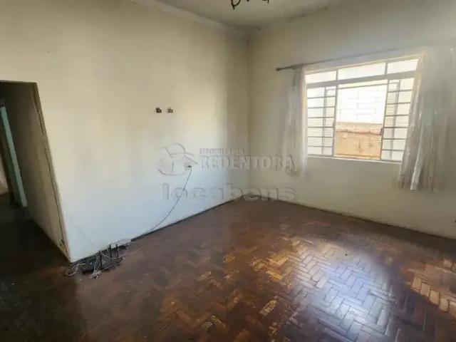 Casa / Sobrado para Venda em São José do Rio Preto/SP Boa Vista 5 Quartos