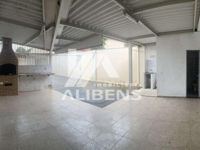 Casa / Sobrado para Venda em São José do Rio Preto/SP Eldorado 5 Quartos
