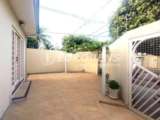 Casa / Sobrado para Venda em São José do Rio Preto/SP Jardim Bosque das Vivendas 4 Quartos