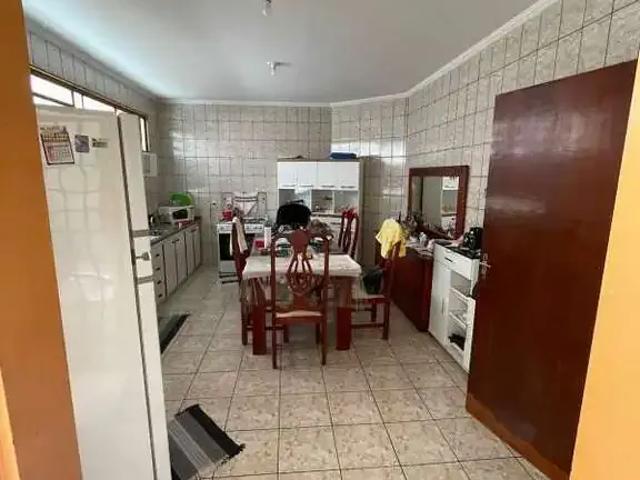 Casa / Sobrado para Venda em São José do Rio Preto/SP Jardim São Marco 3 Quartos