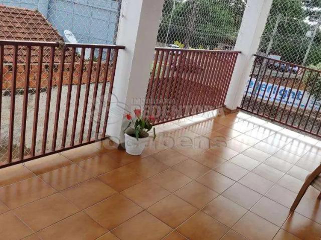 Casa / Sobrado para Venda em São José do Rio Preto/SP Jardim Primavera 3 Quartos