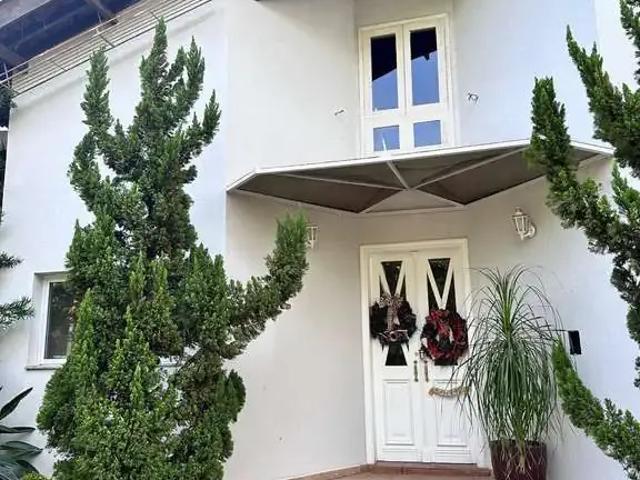 Casa / Sobrado para Venda em São José do Rio Preto/SP Loteamento Village Santa Helena 4 Quartos